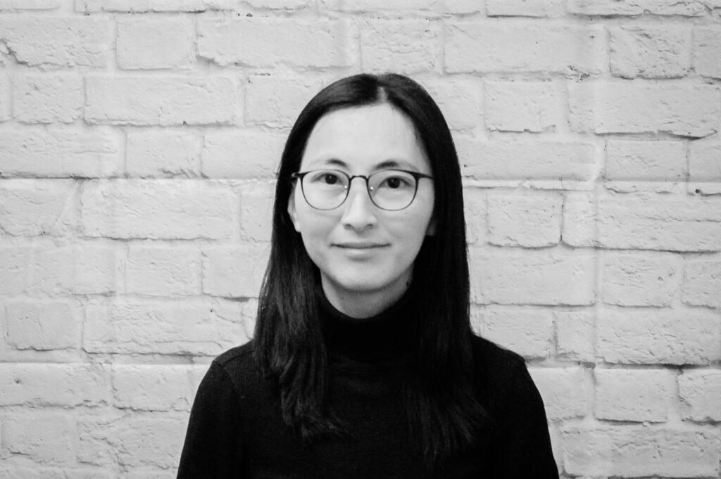 Yuan B&W